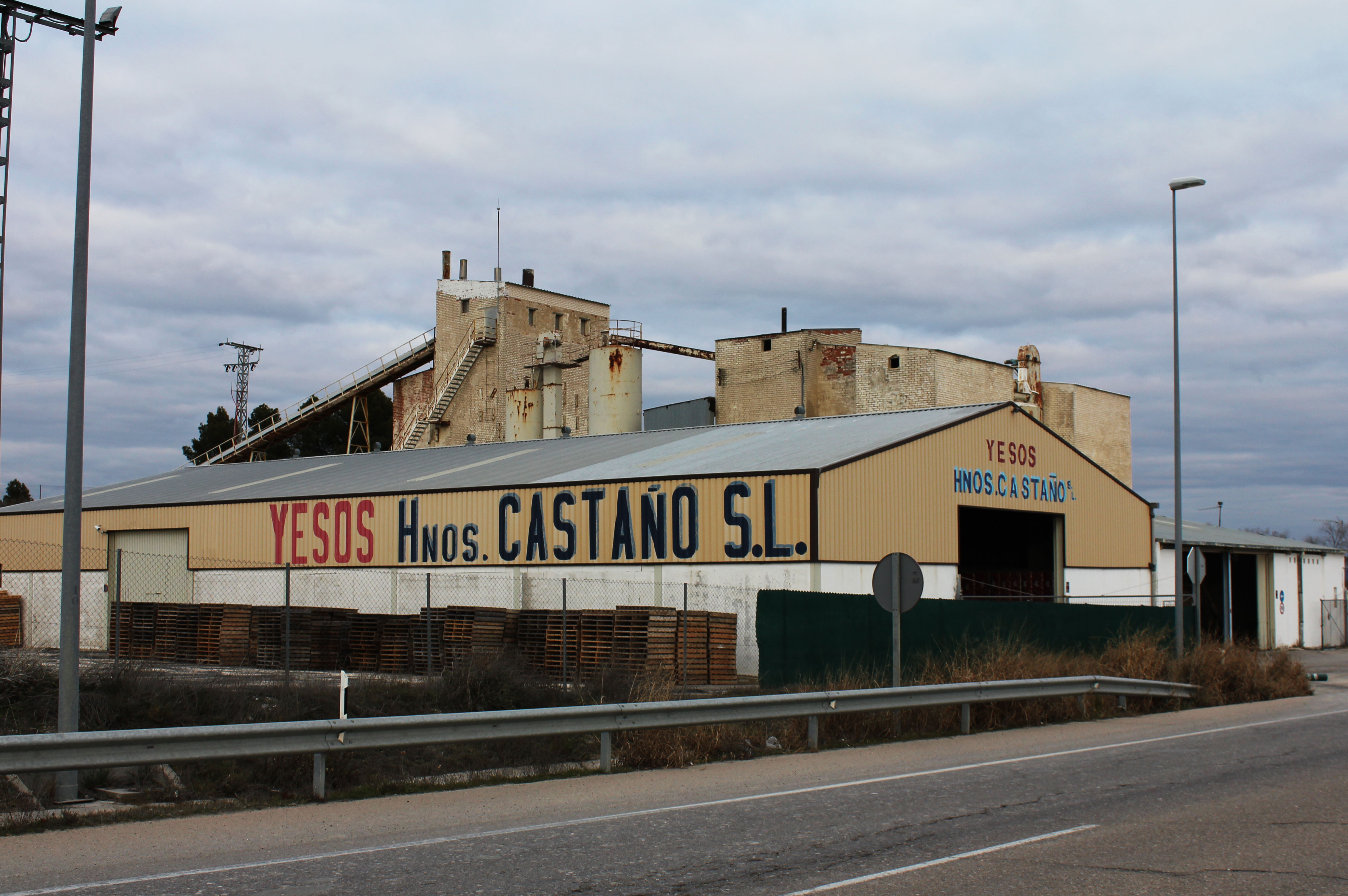 Fabrica de Yesos Hnos. Castaño, S.L.